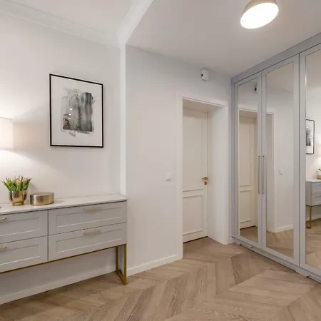 Apartment Aula *